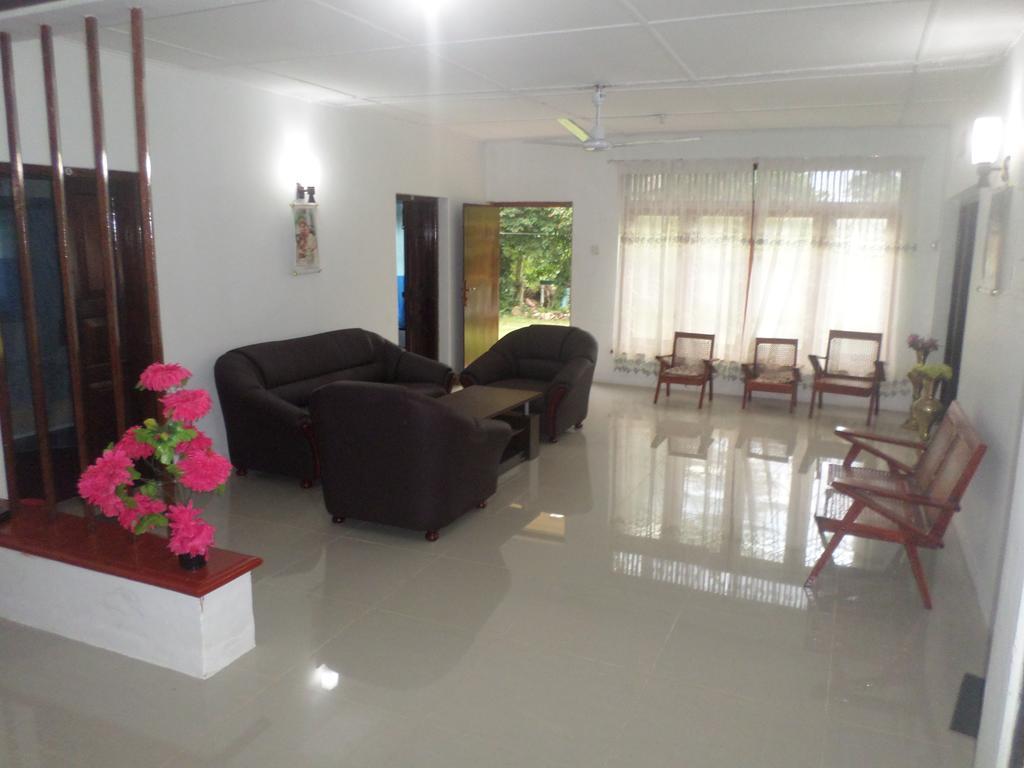 Grand Villa Mirissa Exterior photo
